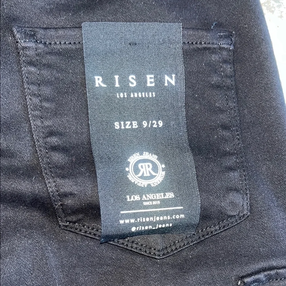 Elegant Black Wide Leg Jeans for Women - Picture 6 of 8